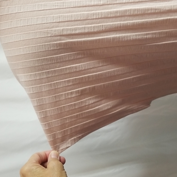 NEW EILEEN FISHER RIBBED SLEEVELESS BALLET-NECK TOP IN PINK/ PEACH - Picture 6 of 8